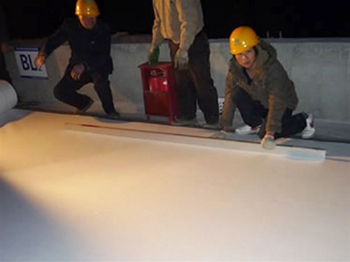 高速铁路项目土工布铺设现场